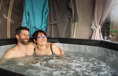 Montpouillan House | Unusual accommodation with Bungalow, Cabin, Bubble and Spa