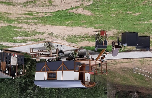 Conde-sur-Vire Cabin | Unusual s2jour caravan rental