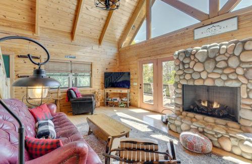 Unaka House | Unwind Fireside and Game Room Fun! Warne Mtn Escape