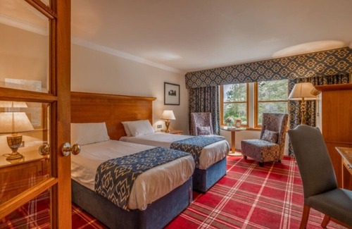 Nairn Hotel | Unwind in Nairn | Steps from Golf, Castles & Stunning Coastal Walks
