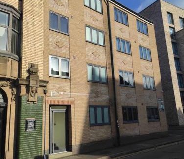 Thorpe Satchville Apartment | Unwind in Style, One-Bedroom Haven 3C Close to DMU