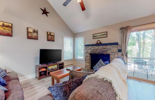 White Haven House | Unwind in Telstar