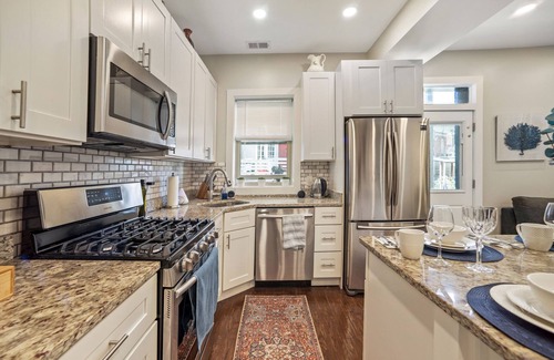 Northeast Apartment | Unwind in Tranquility: Blocks from Capitol Hill and H Street Corridor Retreat