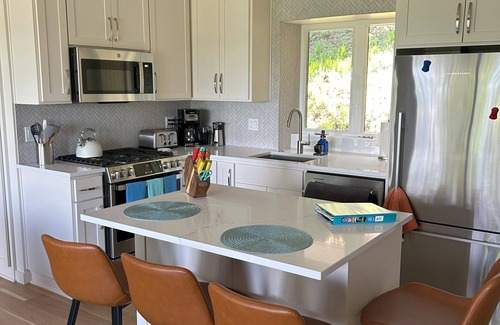 Eugene Apartment | UO Apt perfect for 2 to 6