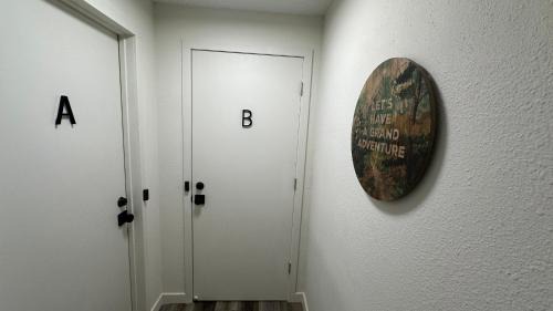 Friendly Apartment | UO, Autzen Stadium, Matthew Knight Arena, Amazon Park #4
