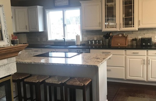 Williamsburg House | Up North Living at its Best