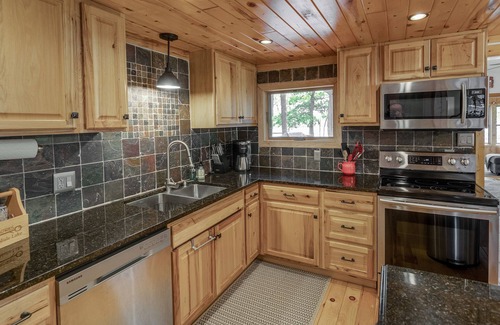 Longville House | 'Up North' vacation cabin on Mule Lake that Won't Disappoint