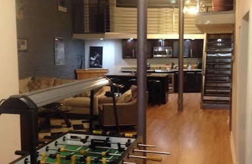 Downtown Nashville Condo | Up to 50% off! Spacious & Clean Loft! Downtown right out the Front Door