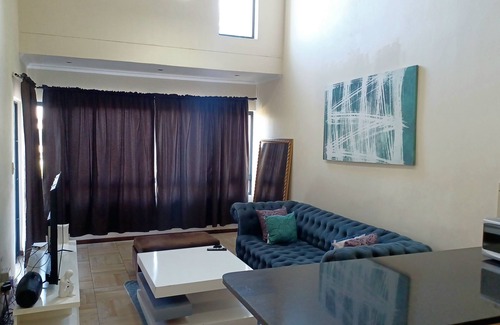 Greater Johannesburg Metropolitan Area Apartment | Upbeat appartment