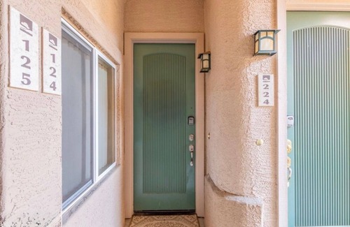 Superstition Lakes Condo | Updated 2 bedroom 2 bathroom condo - Golf Course View - Excellent Location