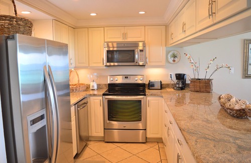 Miramar Beach Condo | Updated Beachfront π New 65" TV β΅οΈ Watch π¬ From the Balcony π π¦β±οΈ