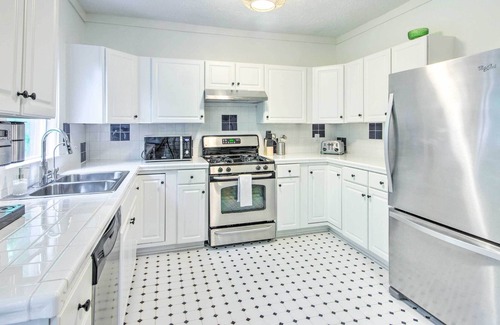 Greater Belhaven House | Updated Central Jackson Home < 2 Mi to Dtwn!