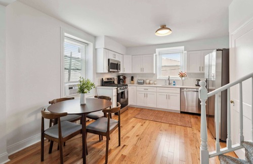 Manayunk House | Updated Corner Rowhome with Parking, Sleeps 8