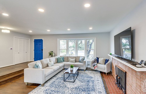 West End House | Updated Home w/ Yard ~ 4 Mi to Old Town Alexandria