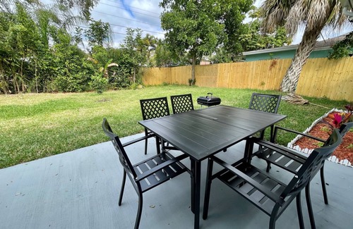 Bayhaven House | Updated House! 3 minutes to Beach Access
