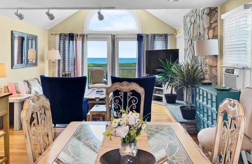 South Harwich House | Updated Steps to Beach Water Views AC WiFi Summer Wind