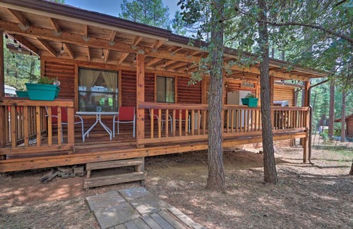 Strawberry House | Updated Strawberry Family Cabin with 2 Private Decks