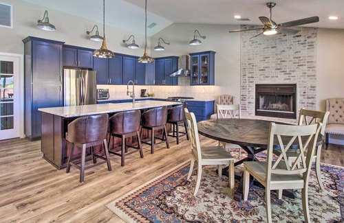 South Harrison House | Updated Tucson Home w/ Pool, Grill, Mtn Views