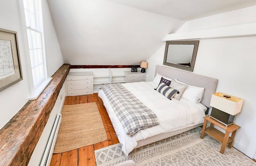 Waterbury House | Updated Vermont farmhouse with privacy, views, hot tub, and pool