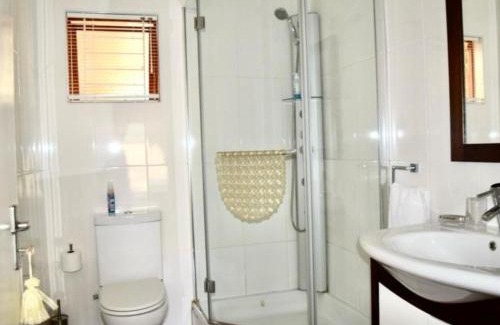 Kirkwood House | Upper Room Guesthouse