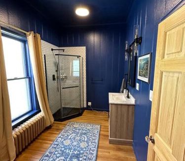 Livingston Apartment | Upper Yellowstone Suite