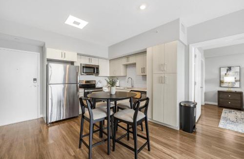 East Little Havana Apartment | Upscale Condo with Stunning City Views & Pool Access