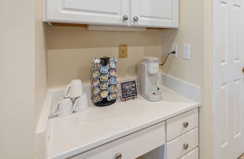 North Charleston House | Upscale Country Gem, Pool+Hot Tub, Games, Fire Pit