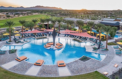 Maricopa County House | Upscale Desert Home - Golf, Pool, Dining & Hot Tub