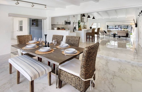 Lauderdale Isles Villa | Upscale Florida Waterfront Heaven, Pool, Jacuzzinn
