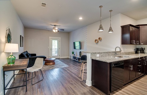 Gracewood Apartment | Upscale King Bed apartment outside Ft. Gordon