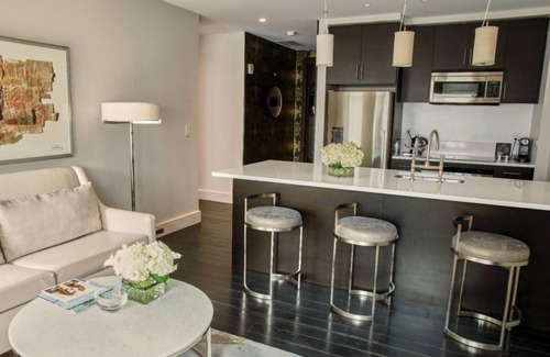 Midtown South Hotel | Upscale Living – 1BR at Marmara Park Avenue