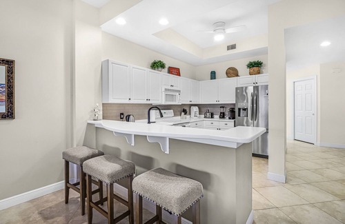 Marco Island Condo | Upscale Marco Island Condo with Pool Access