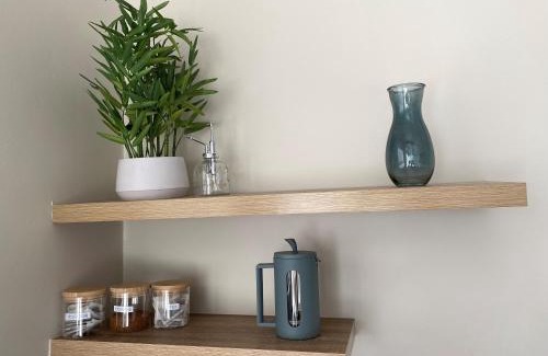 Walmer Apartment | Upstairs at 38