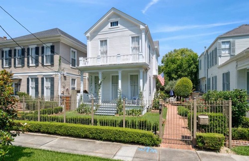 Audubon House | Uptown 3BR w/Outdoor Patio - Near Audubon Park!