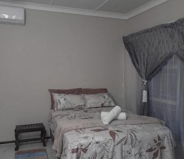 Parys House | Uptown Inn GuestHouse