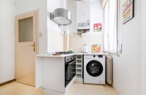 Historic Center Apartment | UR-NEST Lame, Spacious one bedroom