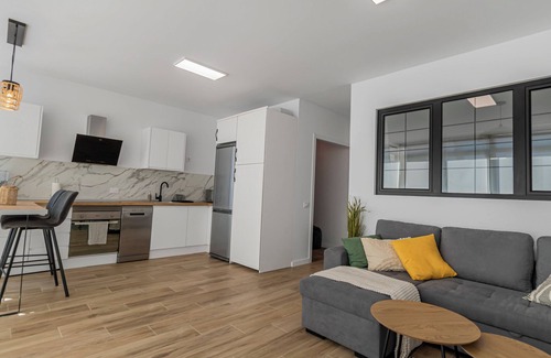 Las Palmas de Gran Canaria Apartment | Urban Elegance View Suite Pool