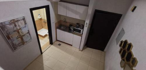 Al Barsha 1 Apartment | Urban Comfort Stay in Deira