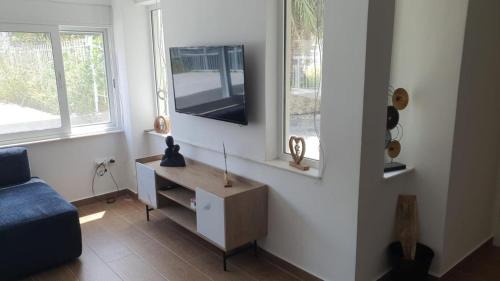 Kallithea Apartment | Urban Flat near Kallithea Center