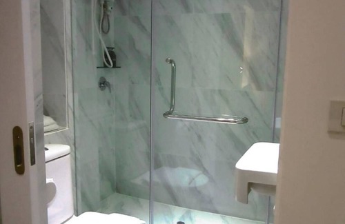 Embassy District House | Urban House