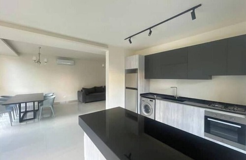 Safra Apartment | Urban Loft 4BDR 2-Story Duplex