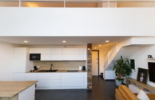 Lomazzo Apartment | Urban Loft NExT to Como - Milano