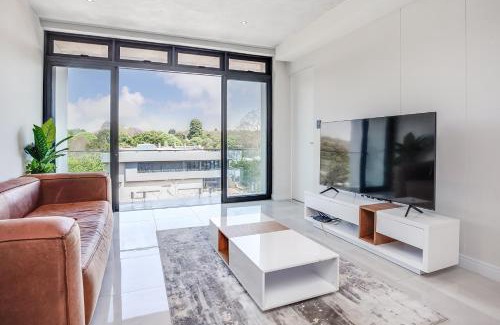 Houghton Estate Apartment | Urban Oasis Apartments at The Paramount
