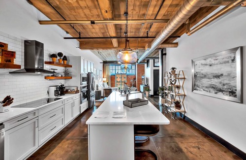Brazos Condo | Urban Oasis In Downtown Waco; short walk to Silos