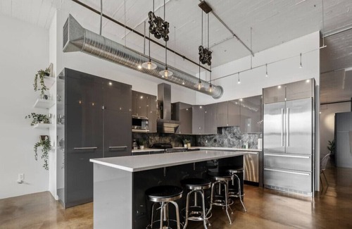 Downtown Edmonton Apartment | Urban Opulence Loft | Rogers Place | UG Parking