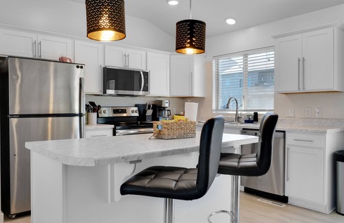 North Central Omaha House | Urban Retreat: Family house Minutes from Downtown & Lake Cunningham