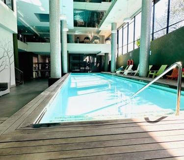 Umhlanga Apartment | Urbanparkezstay A024