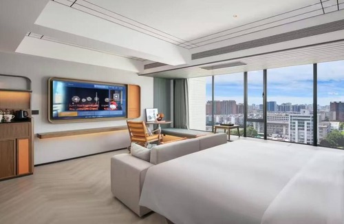 Longhu Qu Hotel | UrCove By Hyatt Shantou Xinyicheng Huanghe Road