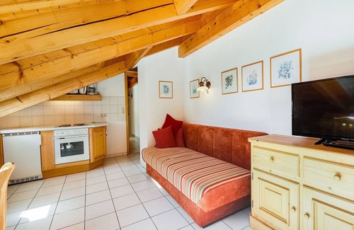 Schoenau am Koenigssee Apartment | Uriger Komfort, Alpenparadies