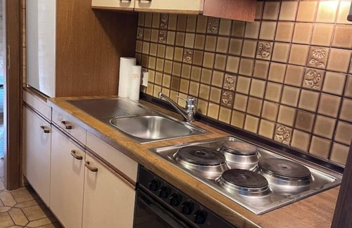 Schofweg Apartment | Urlaubsstube1982 - wildly romantic with a fireplace and rustic charm